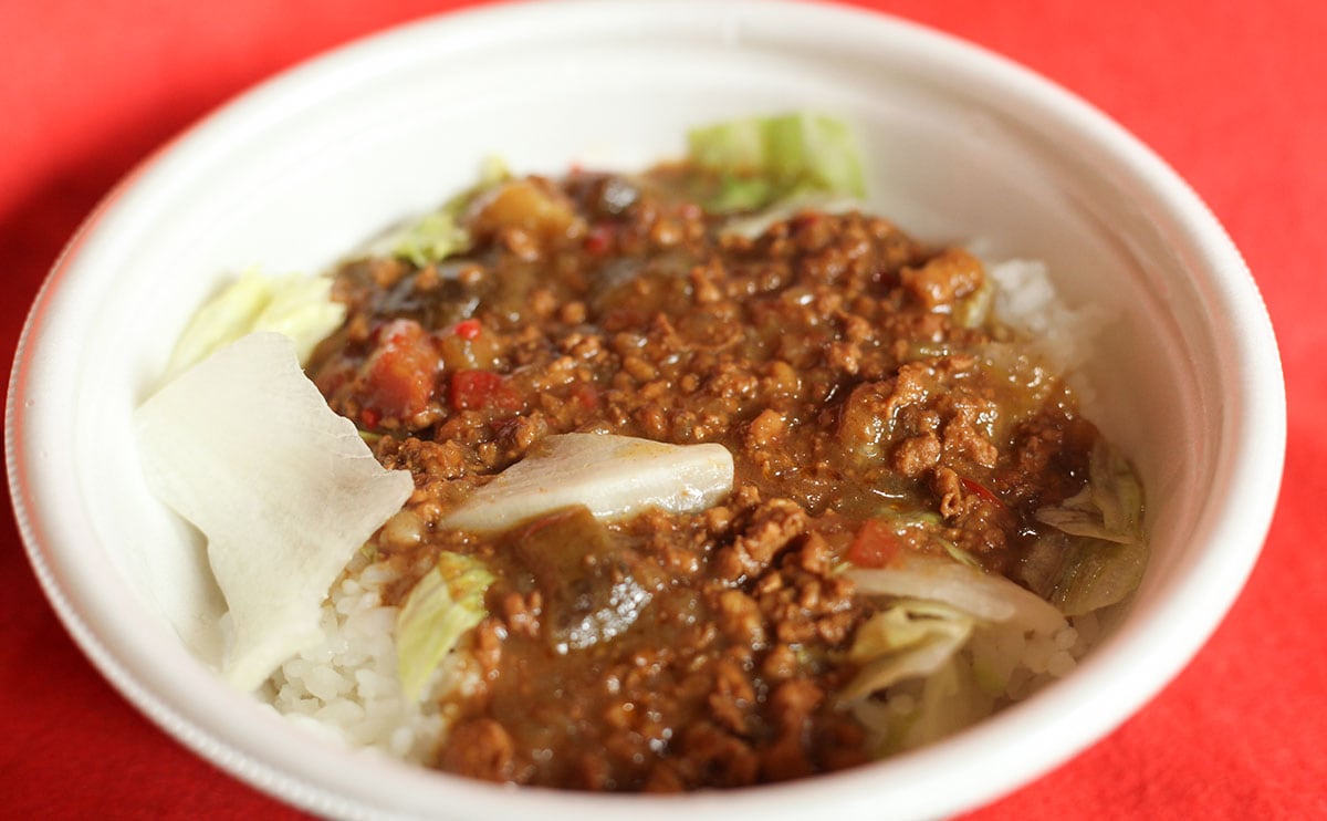 「神飯」の声も!スパイシーで夏にぴったりの【すき家】新メニュー