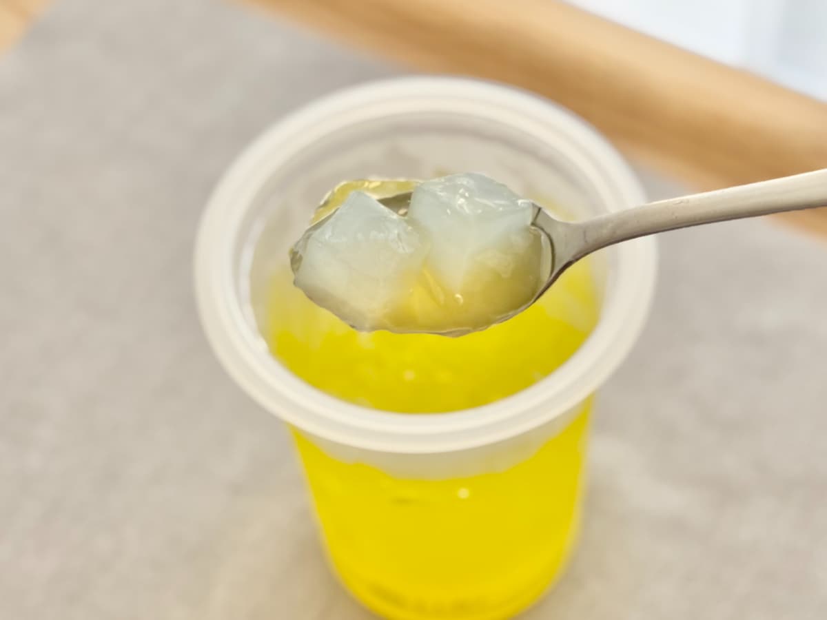 え……でかすぎじゃない！？【ファミマ限定】ゼリーに自分の目を疑った