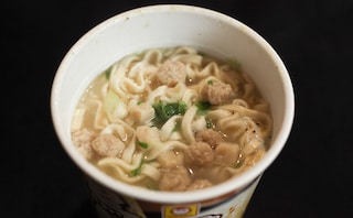 「めっちゃ好み」「うまー！」濃厚で爽やかなマルちゃん新作カップうどん