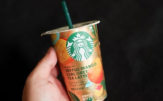 「毎日飲みたい」「水道から出てほしい」スタバチルドカップ夏の新作はヒットの予感！
