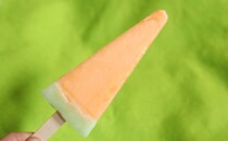 「定番化して」「神」【セブン】限定の『メロンバー』を食べてみた