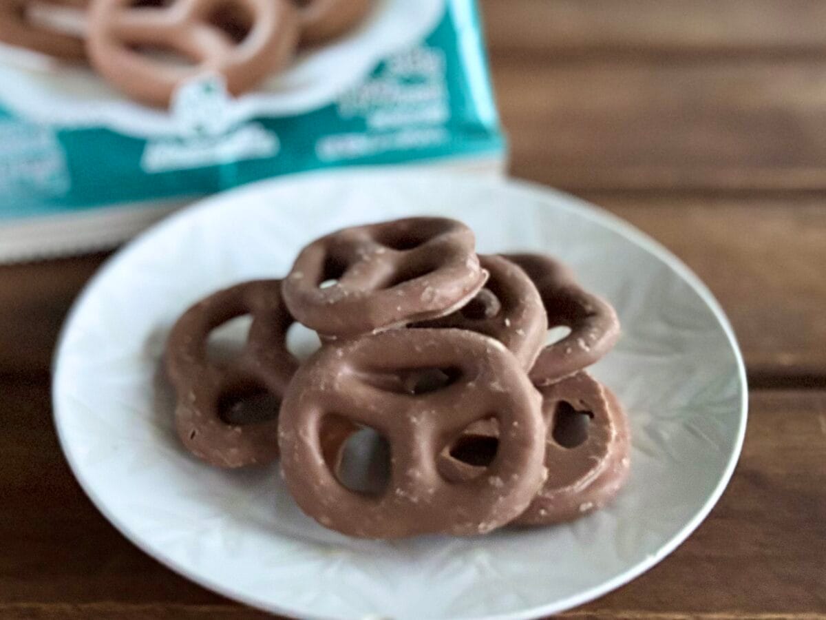 「街から消えるまで食います」【ファミマ】新作チョコ菓子がガチでうまい