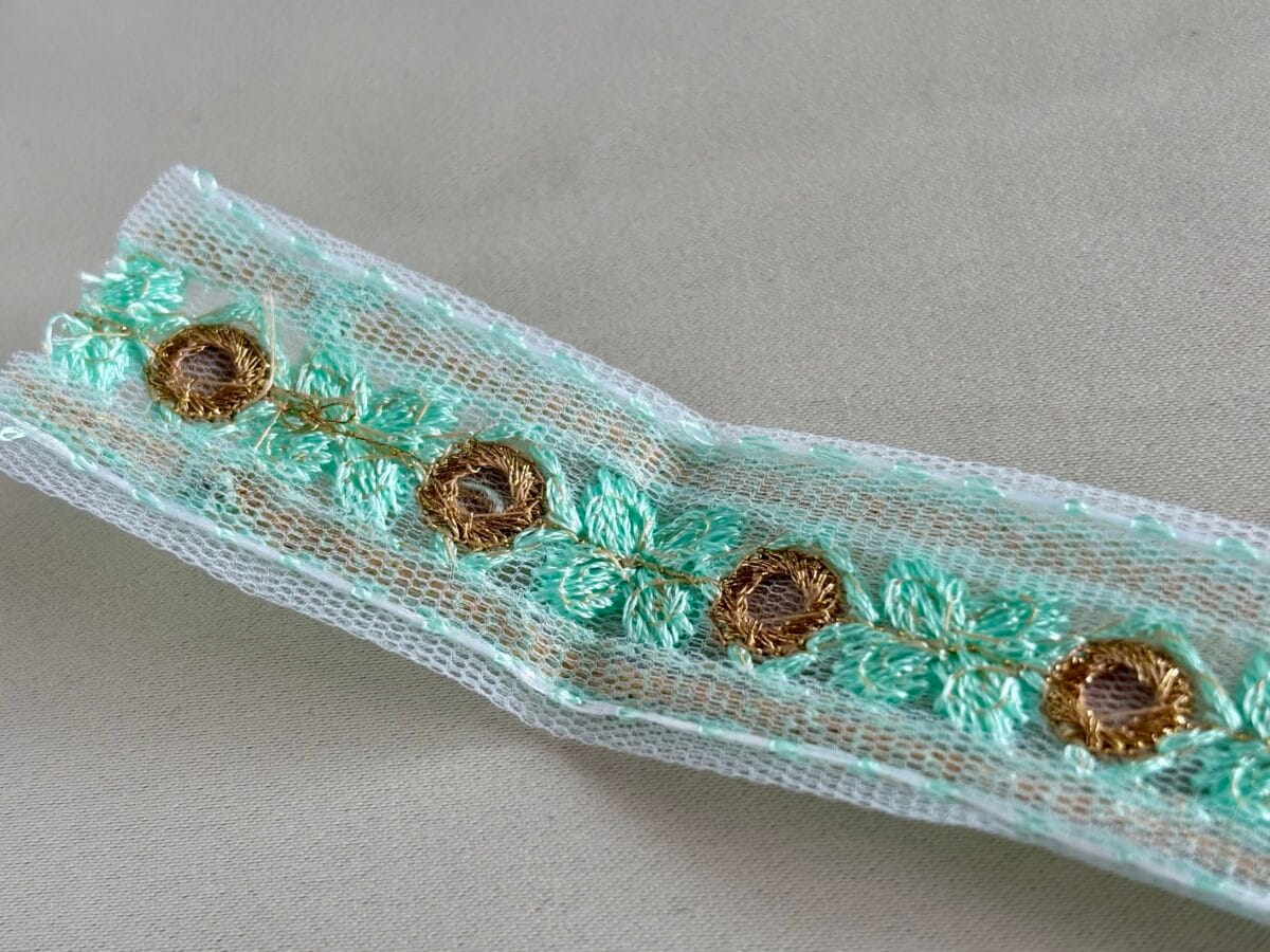 【セリア】おすすめリボン一覧！刺繍やレース、ネイルパーツなど種類も紹介