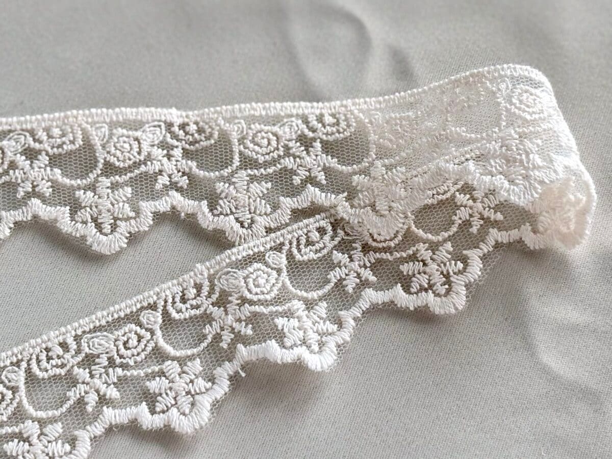 【セリア】おすすめリボン一覧！刺繍やレース、ネイルパーツなど種類も紹介