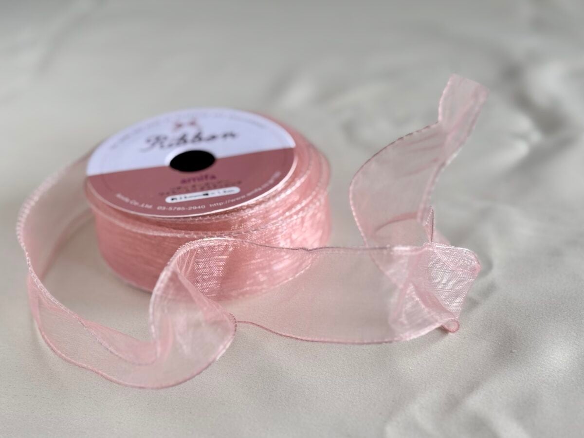 【セリア】おすすめリボン一覧！刺繍やレース、ネイルパーツなど種類も紹介