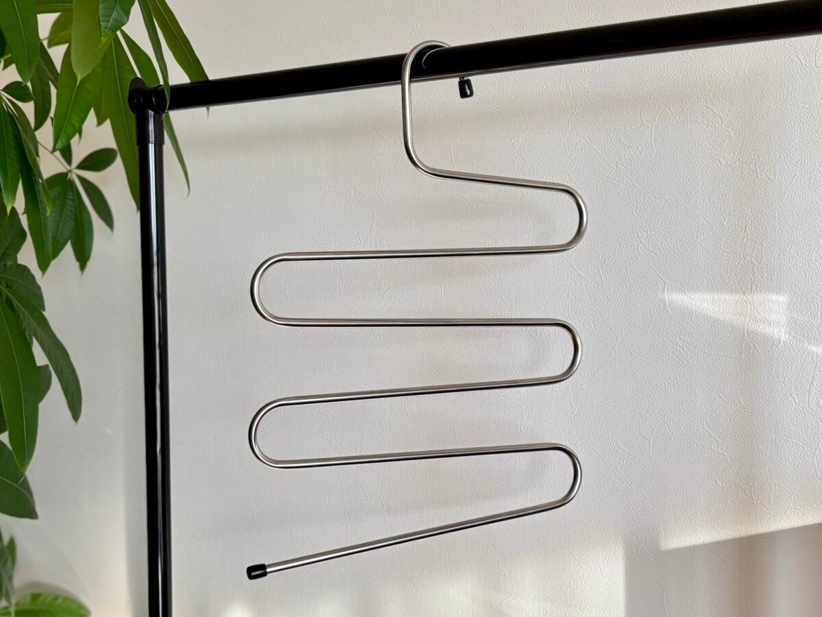 これ本当にダイソー！？ハンガー＆ハンガーラックで省スペース収納！