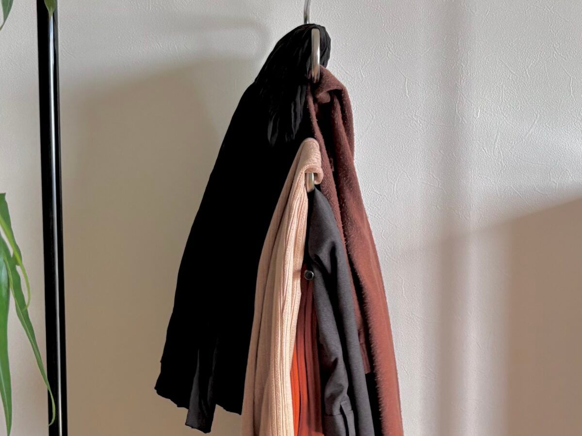 これ本当にダイソー！？ハンガー＆ハンガーラックで省スペース収納！