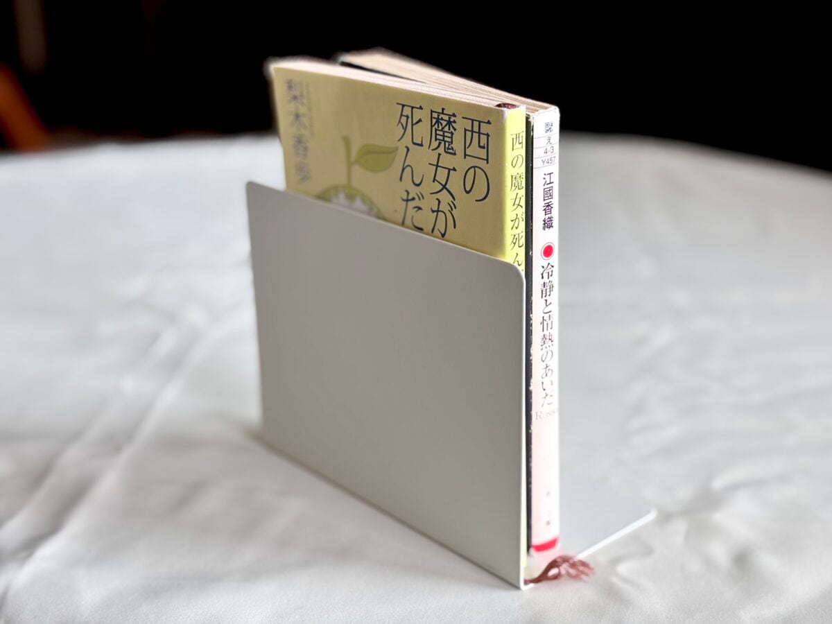 【ダイソー】ブックスタンドが凄いってウワサ♡見せる収納から意外な活用法も