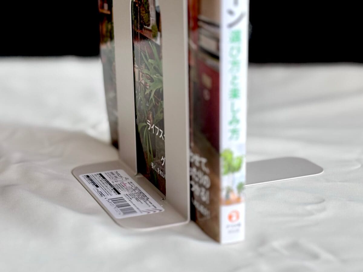 【ダイソー】ブックスタンドが凄いってウワサ♡見せる収納から意外な活用法も