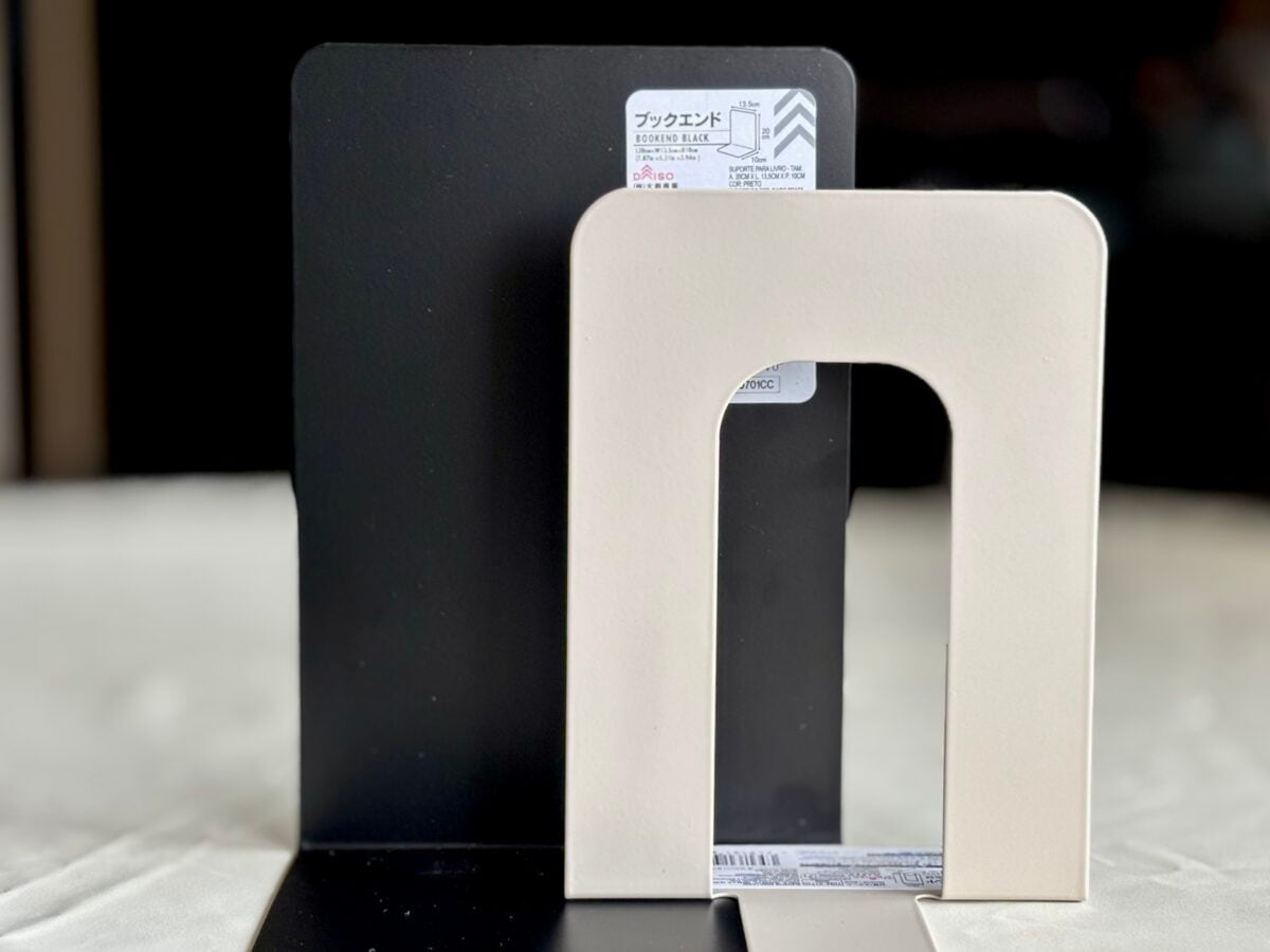 【ダイソー】ブックスタンドが凄いってウワサ♡見せる収納から意外な活用法も