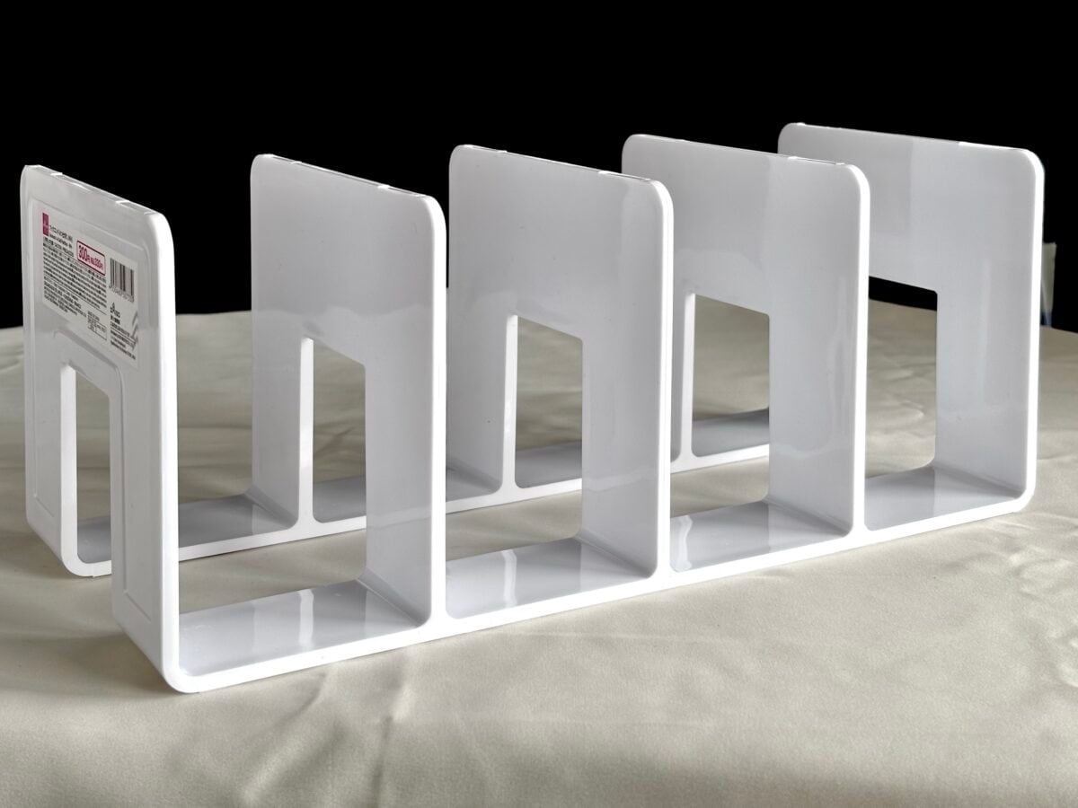 【ダイソー】ブックスタンドが凄いってウワサ♡見せる収納から意外な活用法も