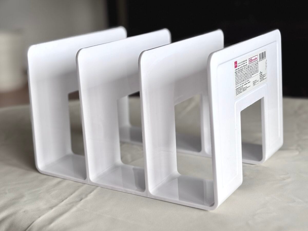 【ダイソー】ブックスタンドが凄いってウワサ♡見せる収納から意外な活用法も