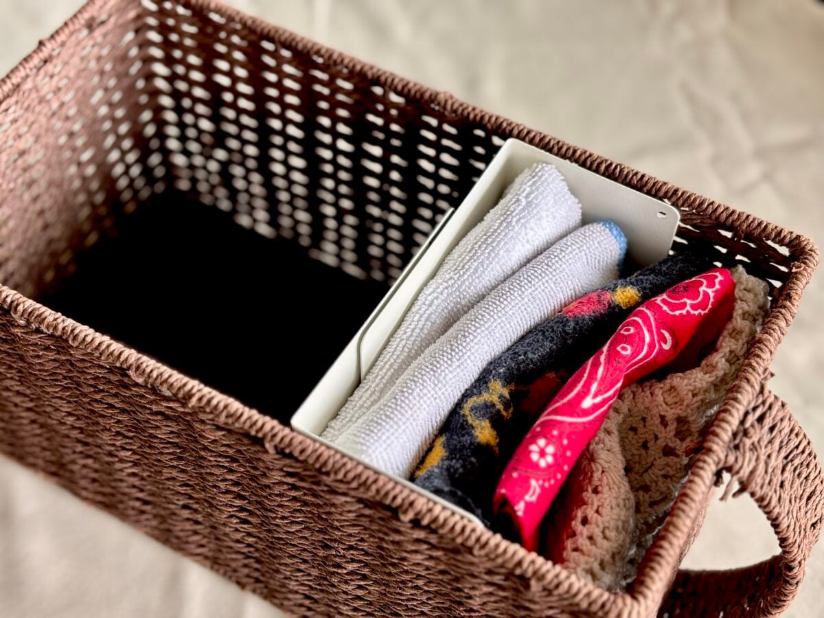 【ダイソー】ブックスタンドが凄いってウワサ♡見せる収納から意外な活用法も