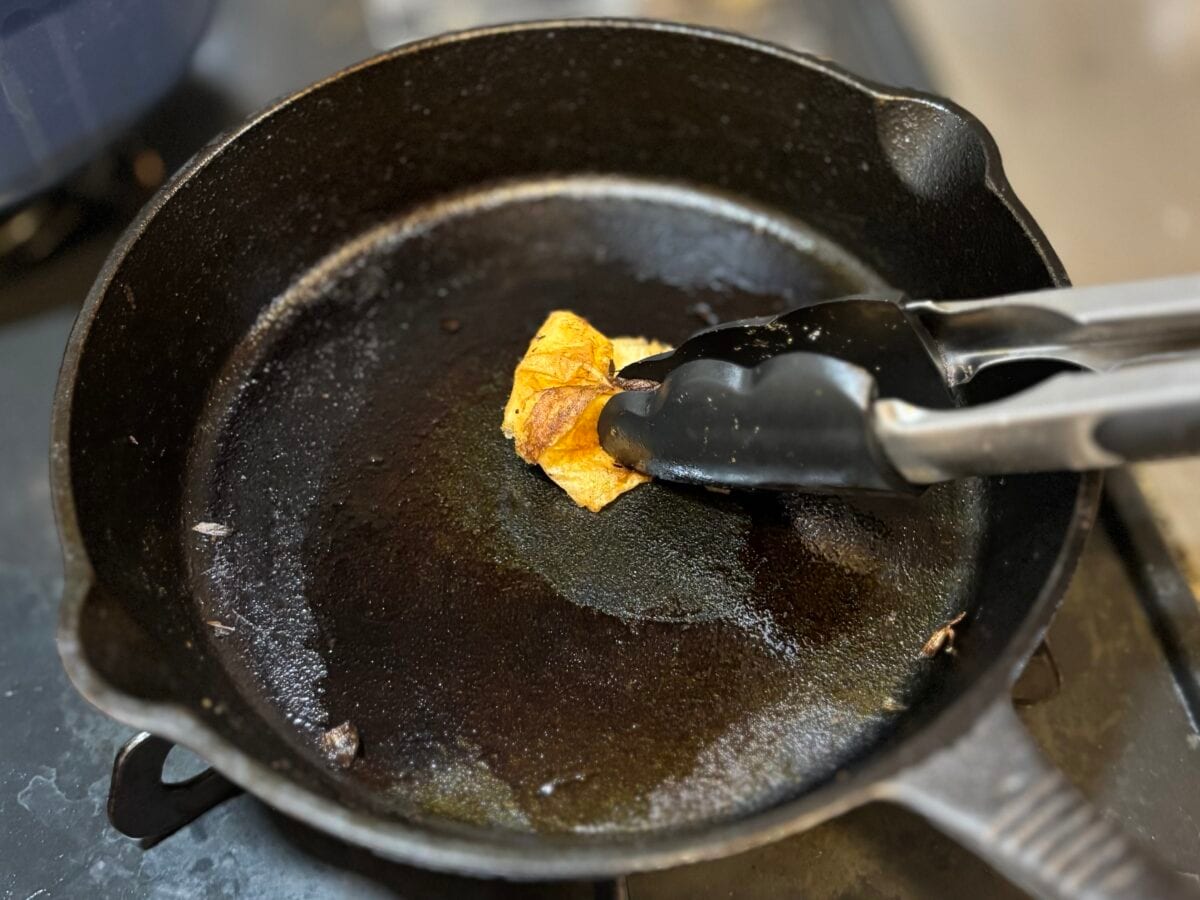 【ダイソー】のスキレット徹底解説!IHでもOK?シーズニングって何?