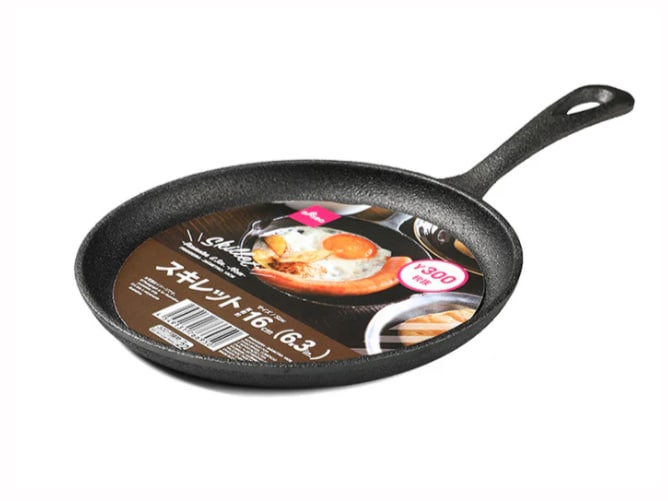 【ダイソー】スキレット徹底解説！IHでもOK？シーズニングって何？