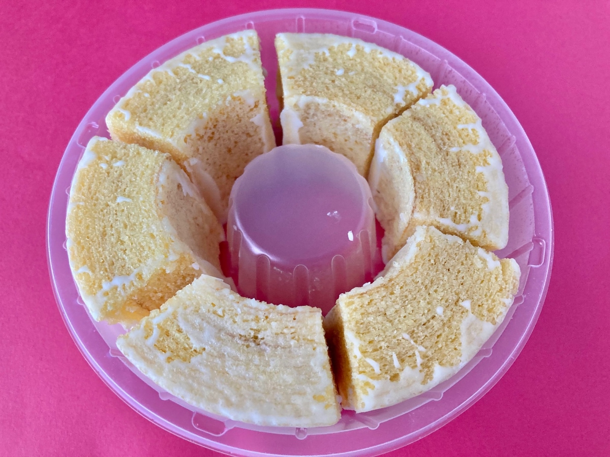 ひとりでも余裕で食べ切れちゃう!?【セブン】シェアして食べるバウム