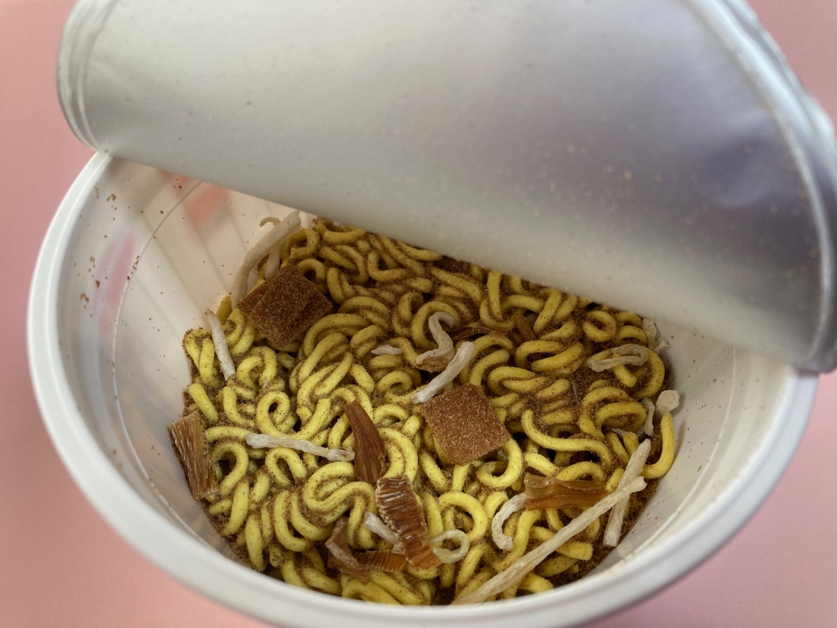 「これは美味しい！」「濃厚で香りも良い！」【ファミマ】名店監修の濃厚正油ラーメン