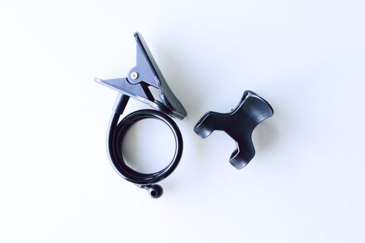 【ダイソー】スマホスタンドおすすめ6選!買って正解はコレ