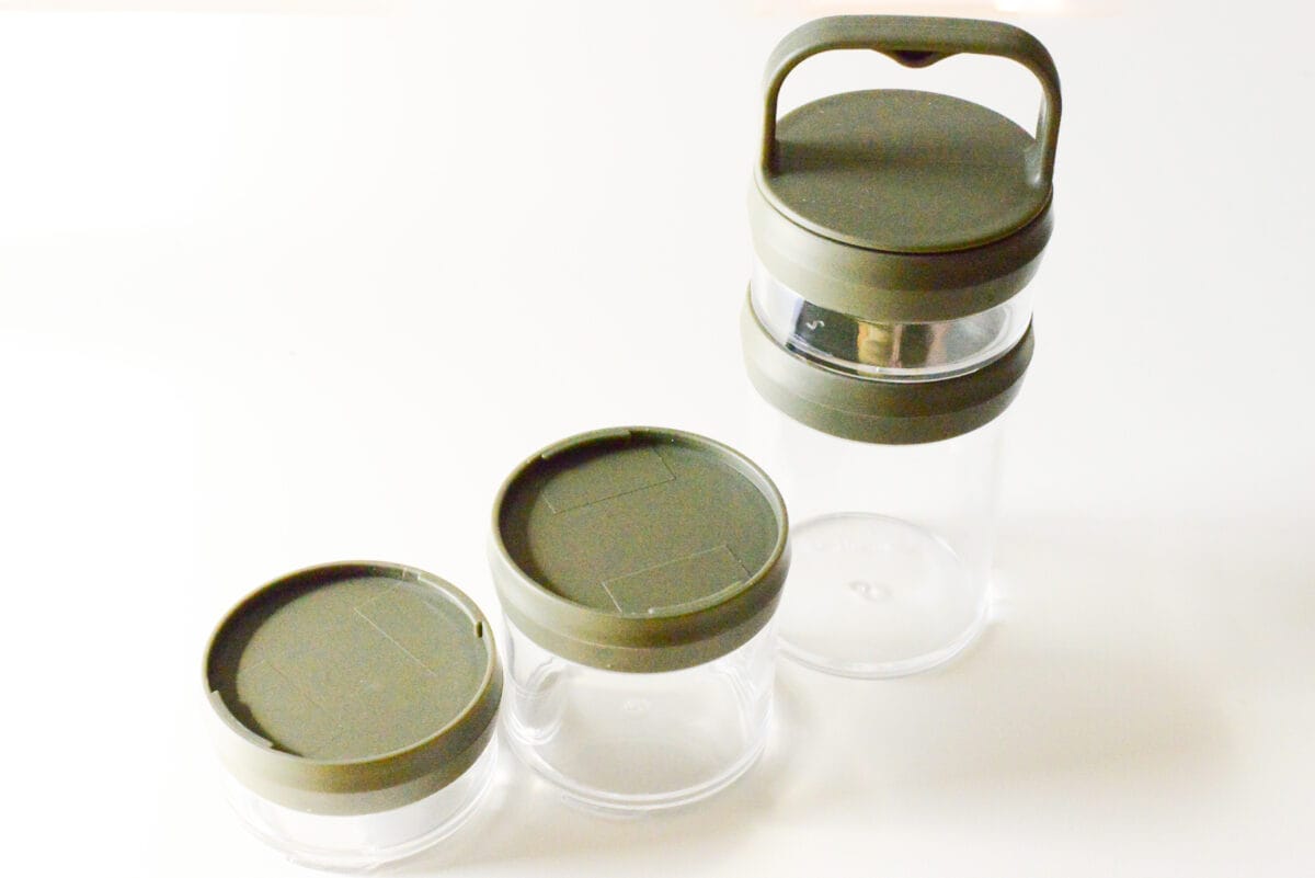 ダイソーの調味料入れがおすすめ!便利なワンタッチやキャンプ用も紹介