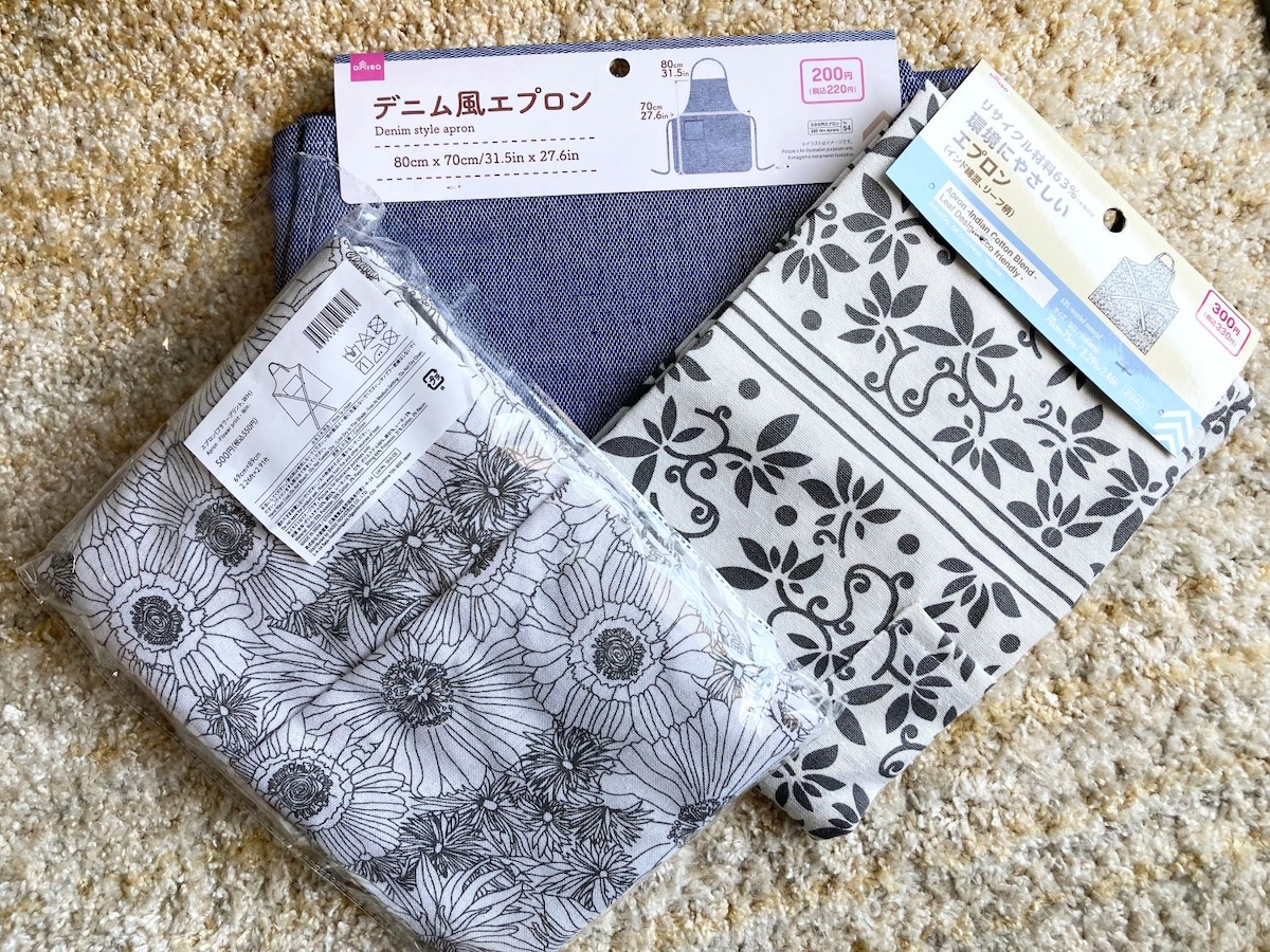 ダイソーの人気エプロン3種を比較!介護用や子供用は売ってる?