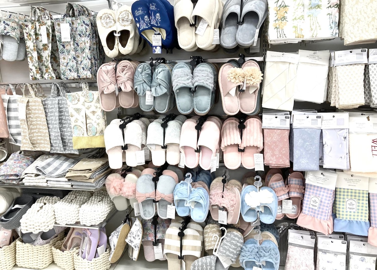 感激！ダイソーのスリッパが可愛すぎ♡携帯用は使い捨てにも