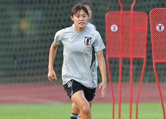 代表活動中に“異例”のイングランド行きが決定!なでしこJの22歳逸材が明かした電撃移籍の舞台裏「最終節の3日前に…」【現地発】