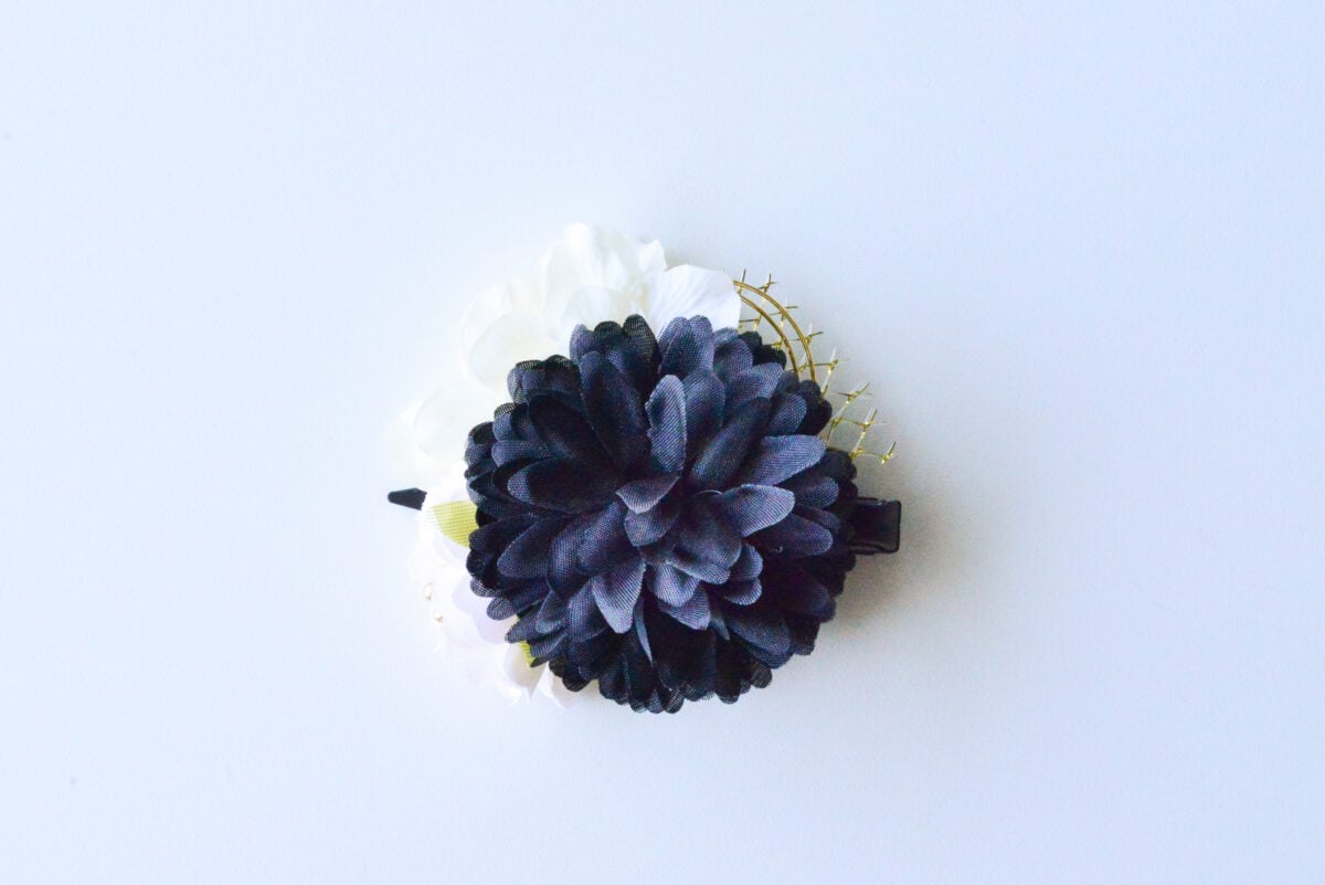 ダイソーのヘアクリップおすすめ7選|かわいいミニや大きいものも紹介