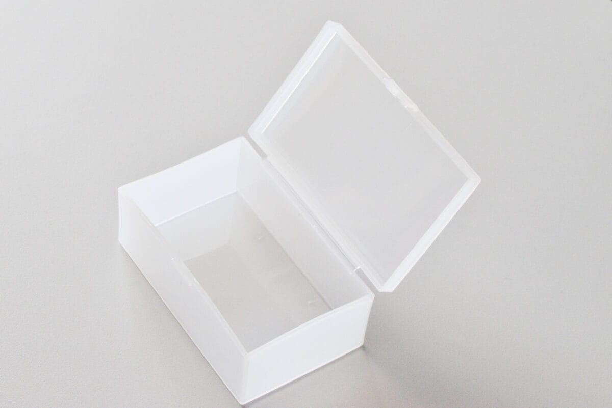 100均のカードケースおすすめ9選!薄型などの使いやすい商品を厳選