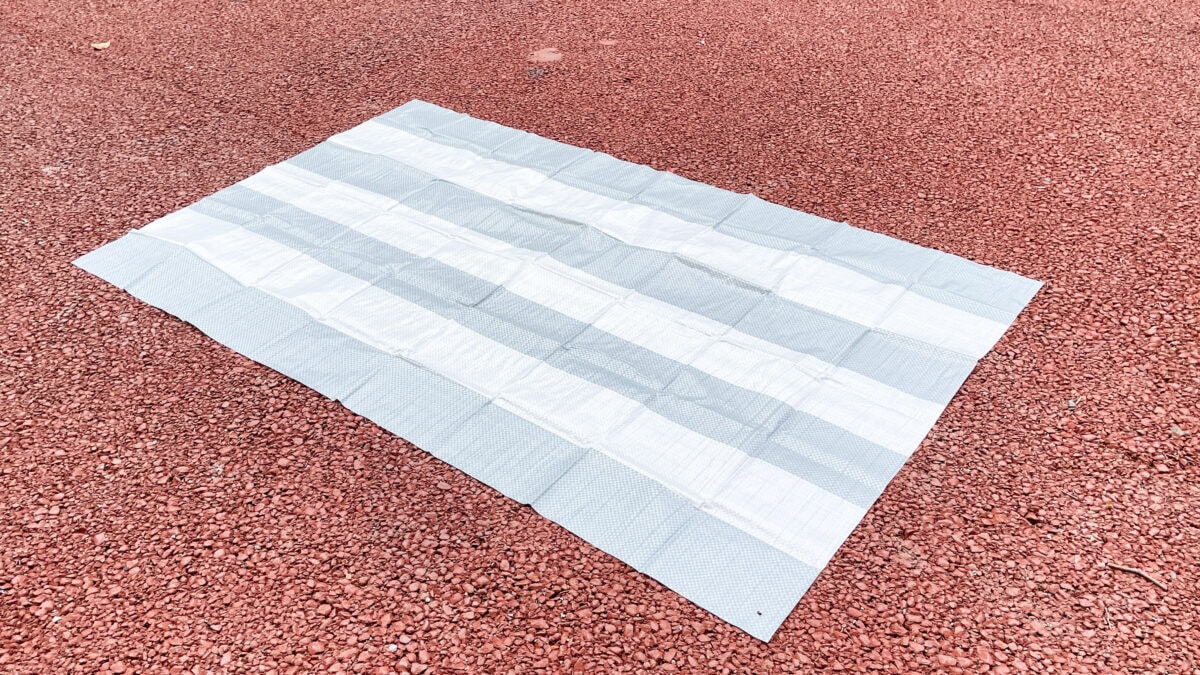 100均のレジャーシート10選！おしゃれなおすすめ商品を紹介