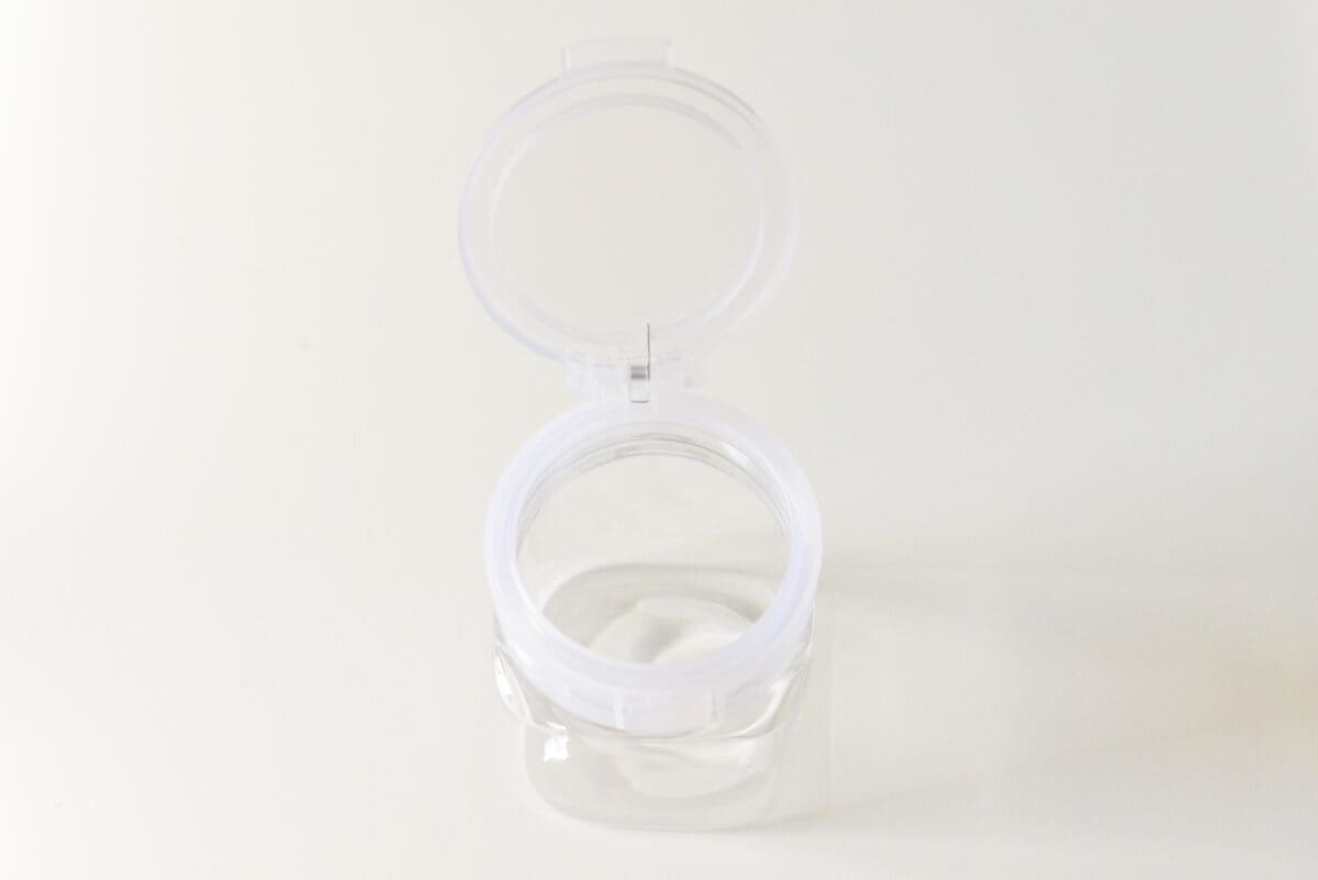 ダイソーの調味料入れがおすすめ!便利なワンタッチやキャンプ用も紹介