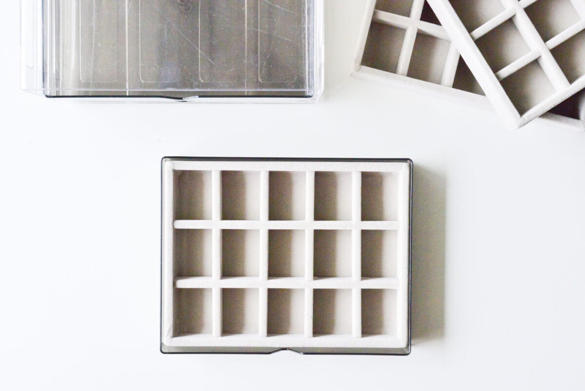 【ダイソー】アクセサリーケースが優秀!透明引き出しを使ったものも紹介