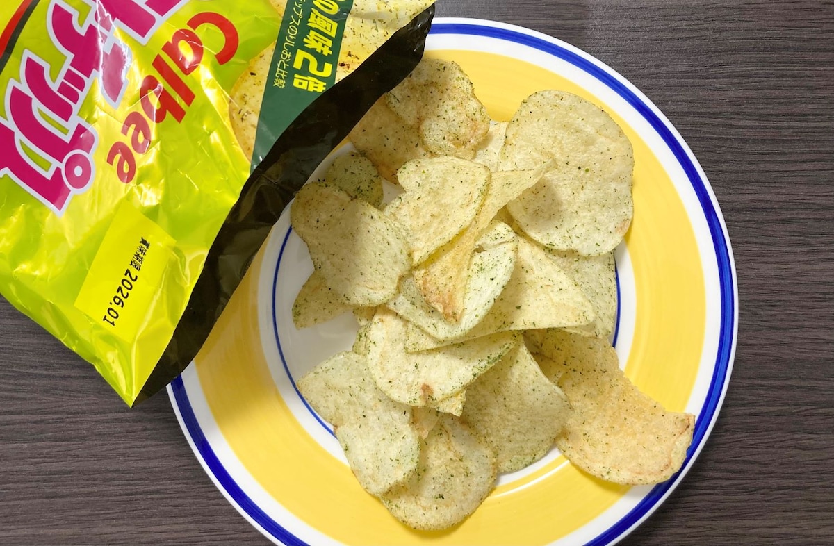 そうそう、これが食べたかった！コンビニ限定【カルビー】2倍の幸せを堪能できる？