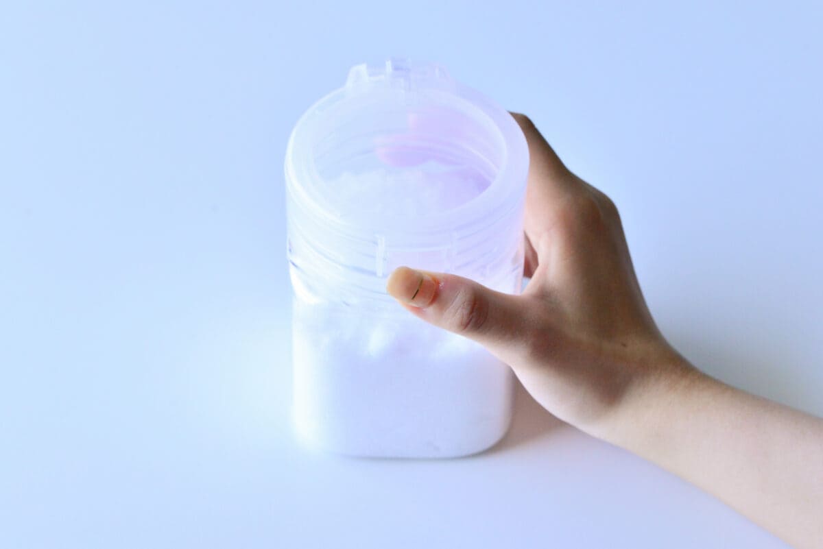 ダイソーの調味料入れがおすすめ!便利なワンタッチやキャンプ用も紹介