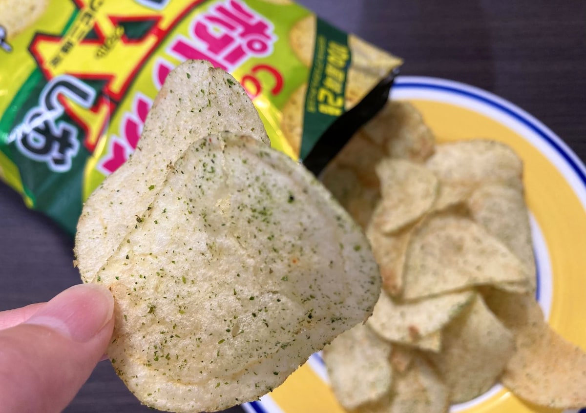 そうそう、これが食べたかった！コンビニ限定【カルビー】2倍の幸せを堪能できる？