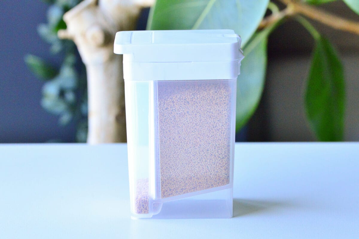 ダイソーの調味料入れがおすすめ!便利なワンタッチやキャンプ用も紹介