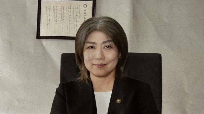 〈学歴詐称疑惑〉「まあ、卒業してないんですけどね、ハハハ…」と周囲に軽く告白していた田久保市長に辞職勧告…パワハラ、モラハラの噂に「最悪議会なんて解散すればいい」発言も