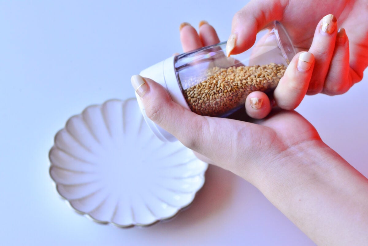 ダイソーの調味料入れがおすすめ!便利なワンタッチやキャンプ用も紹介