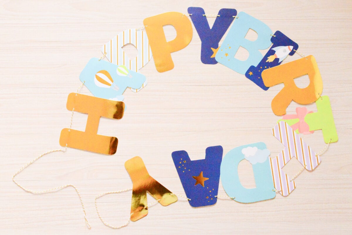 セリアで誕生日の飾り付けは完結!100均のおすすめアイテム12選