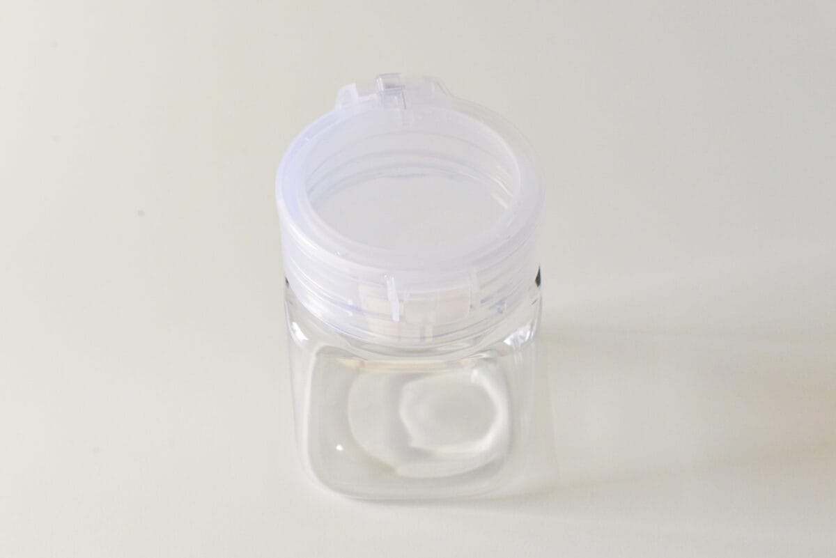 ダイソーの調味料入れがおすすめ!便利なワンタッチやキャンプ用も紹介