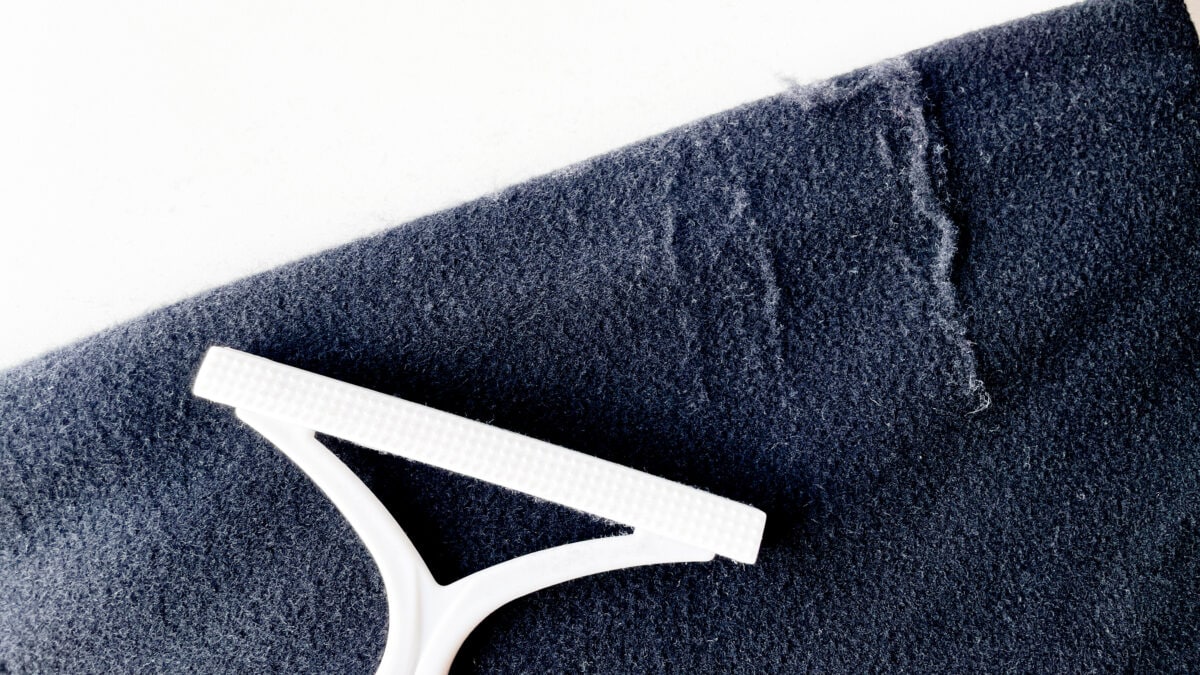 ダイソーのT字毛玉取りが超優秀で感動した!電動との比較も