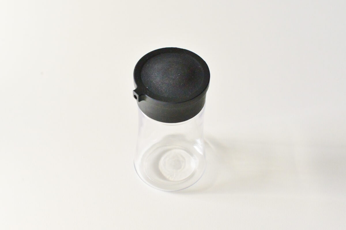 ダイソーの調味料入れがおすすめ!便利なワンタッチやキャンプ用も紹介