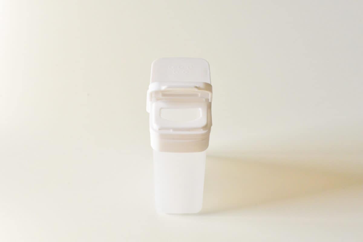 ダイソーの調味料入れがおすすめ!便利なワンタッチやキャンプ用も紹介