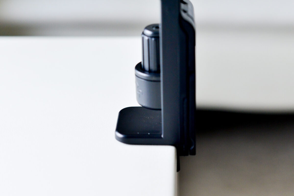 【ダイソー】スマホスタンドおすすめ6選!買って正解はコレ