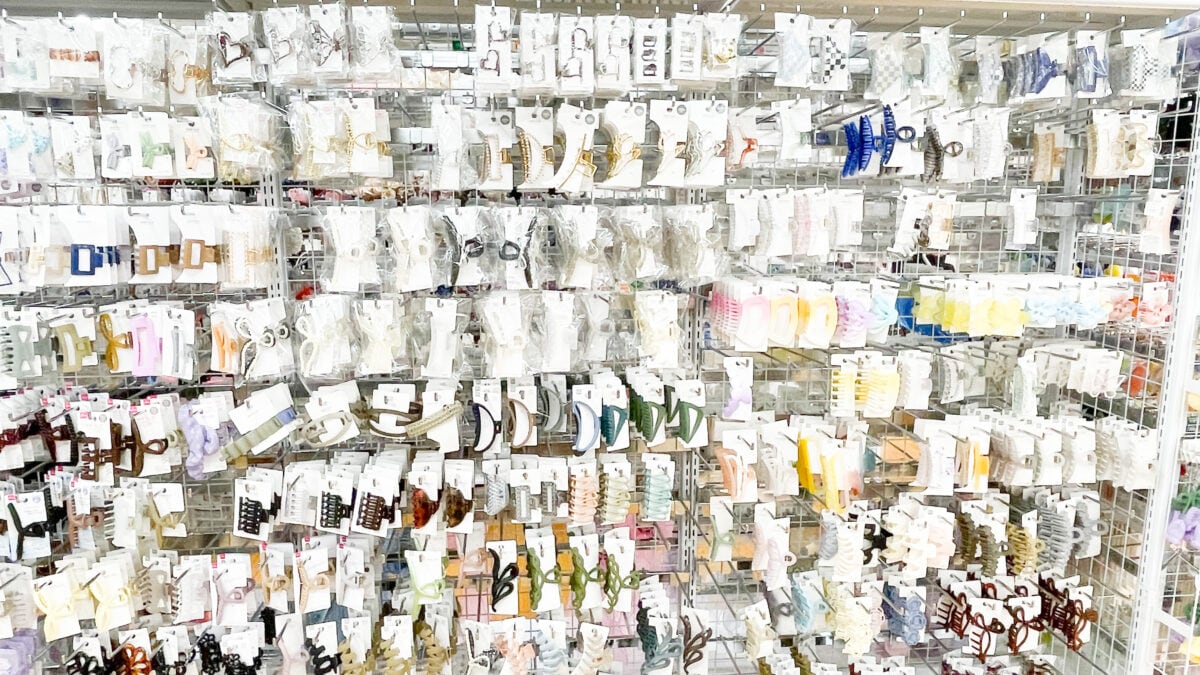 ダイソーのヘアクリップおすすめ7選|かわいいミニや大きいものも紹介