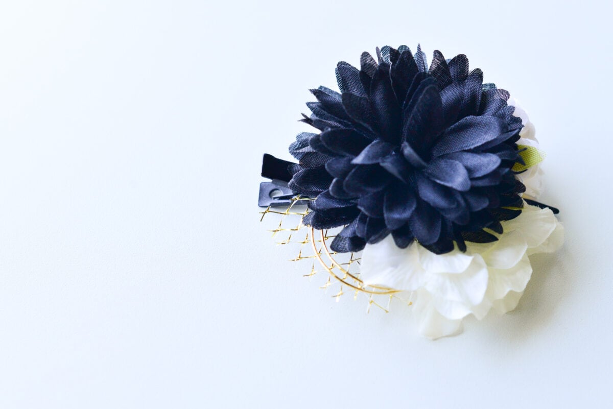 ダイソーのヘアクリップおすすめ7選|かわいいミニや大きいものも紹介