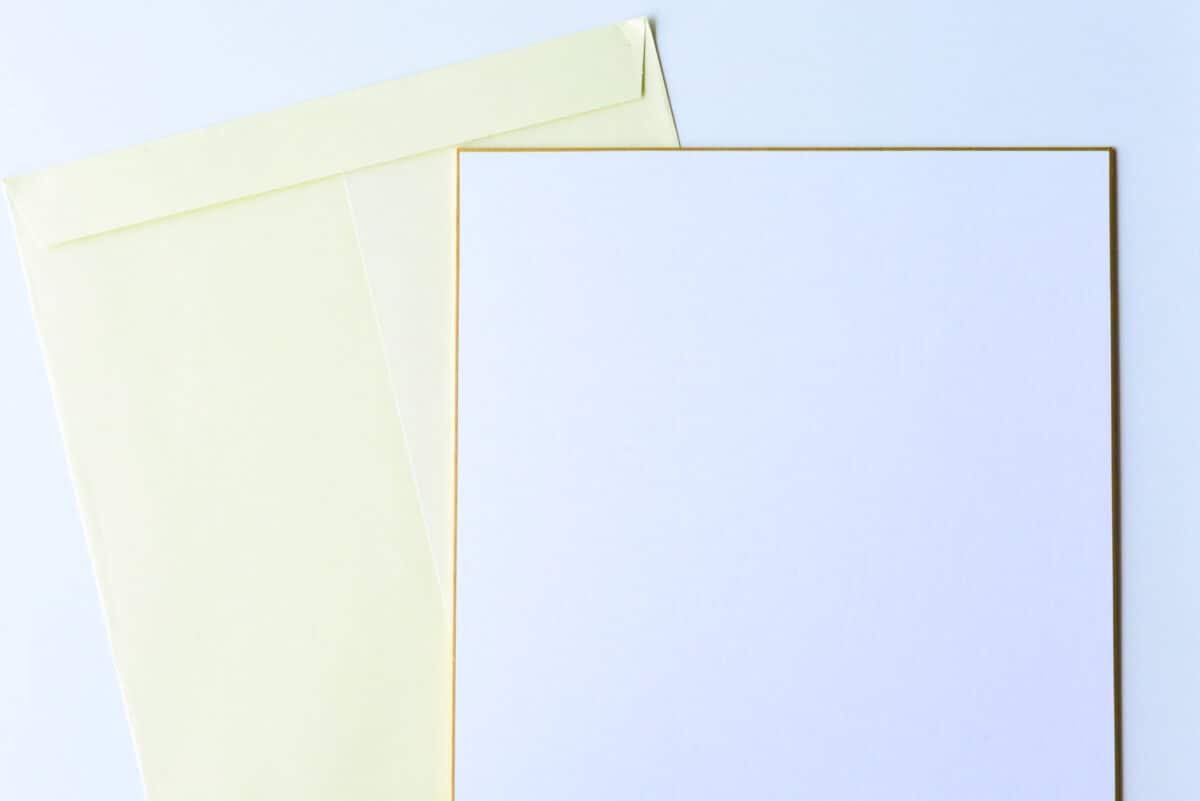 ダイソーのメッセージカードおしゃれな7選!色紙用のシール付きも紹介