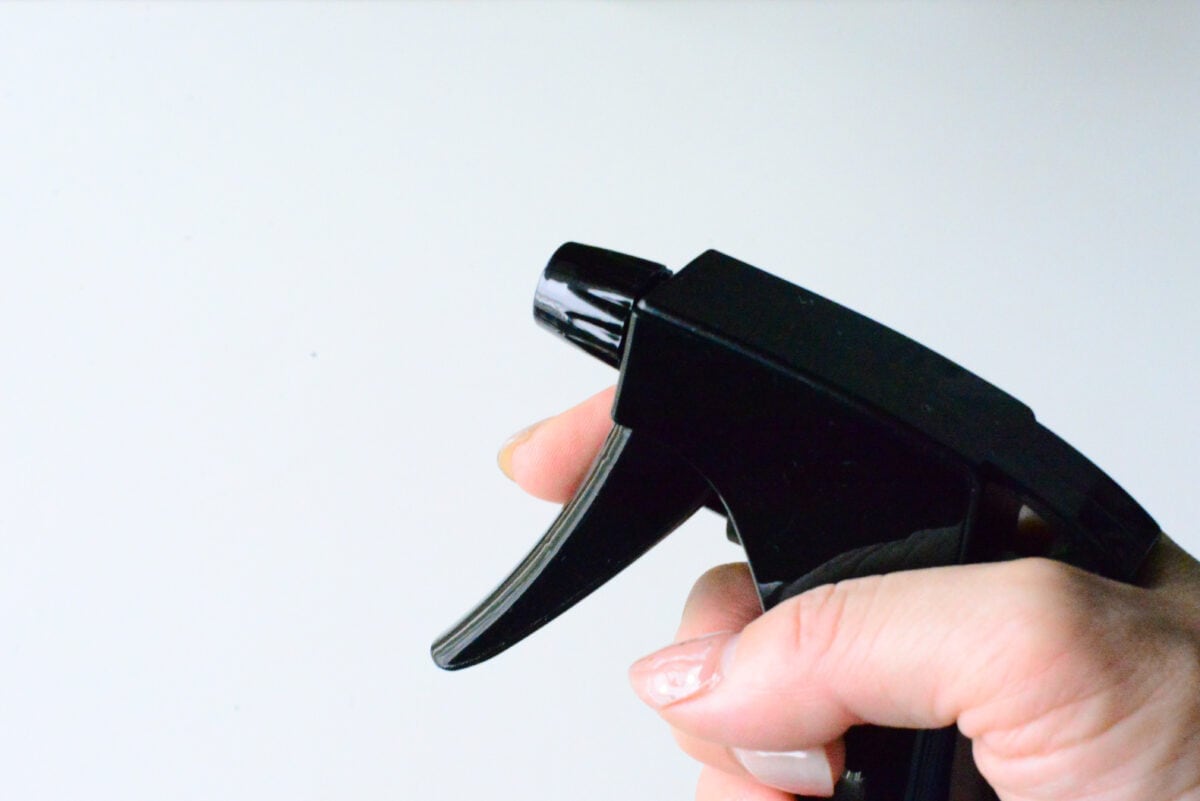 ダイソーのスプレーボトルおすすめ5選|園芸用やスキンケア用などを厳選