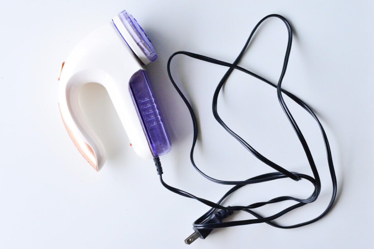 ダイソーのT字毛玉取りが超優秀！電動との比較も