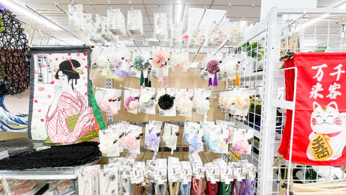 ダイソーのヘアクリップおすすめ7選|かわいいミニや大きいものも紹介