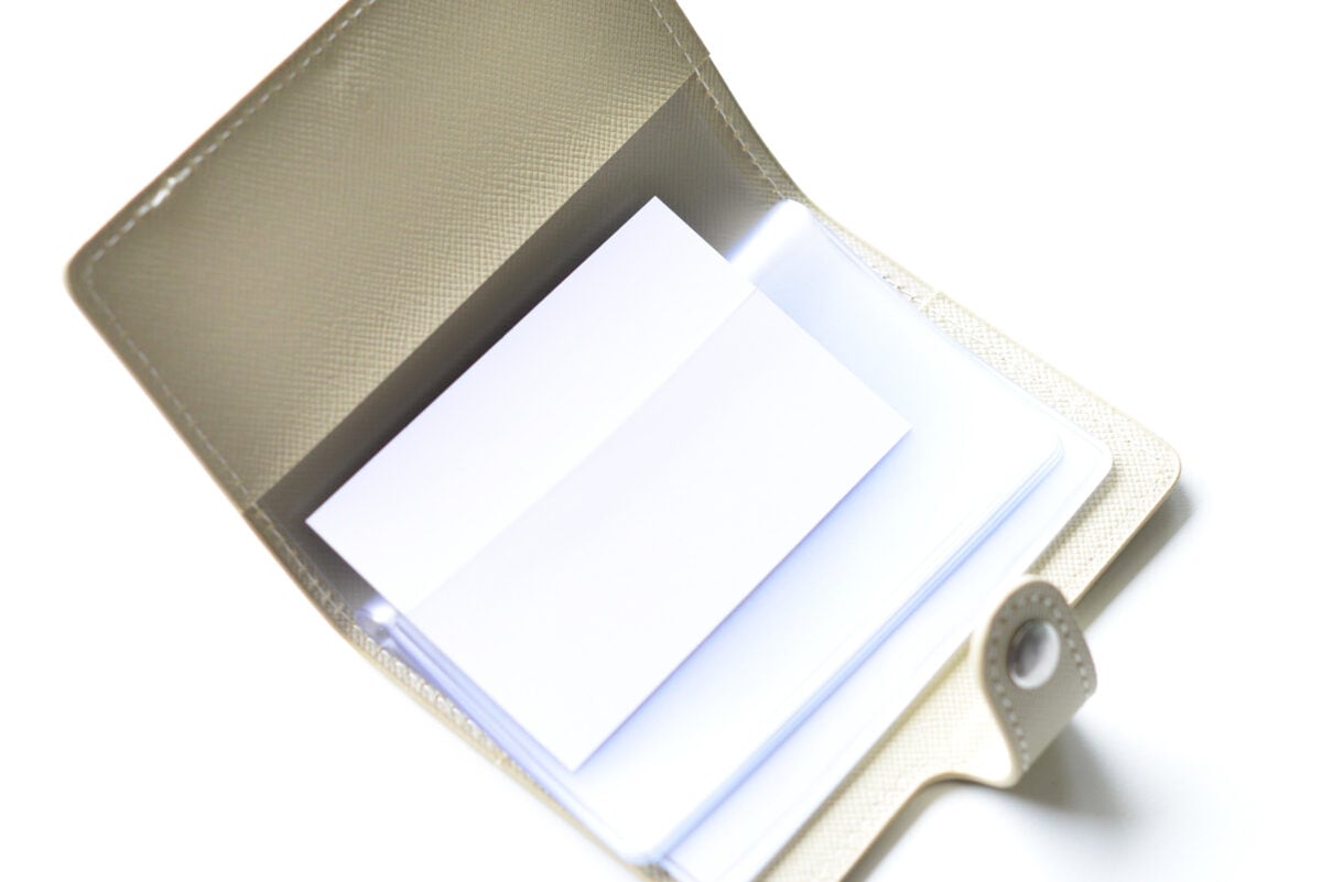 100均のカードケースおすすめ9選！薄型などの使いやすい商品を厳選